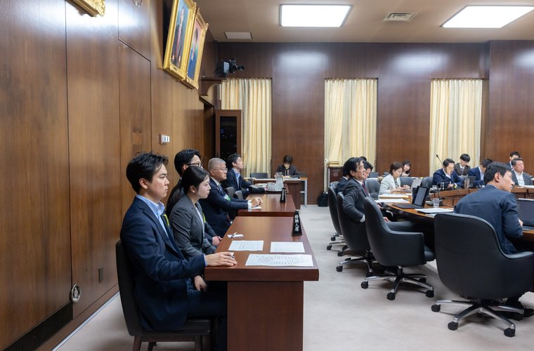 外務委員会での活動写真 3
